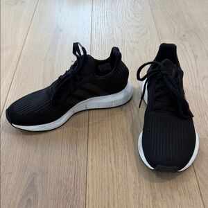 Adidas Black and White Athletic Sneakers Men’s 7 / Women’s 8.5